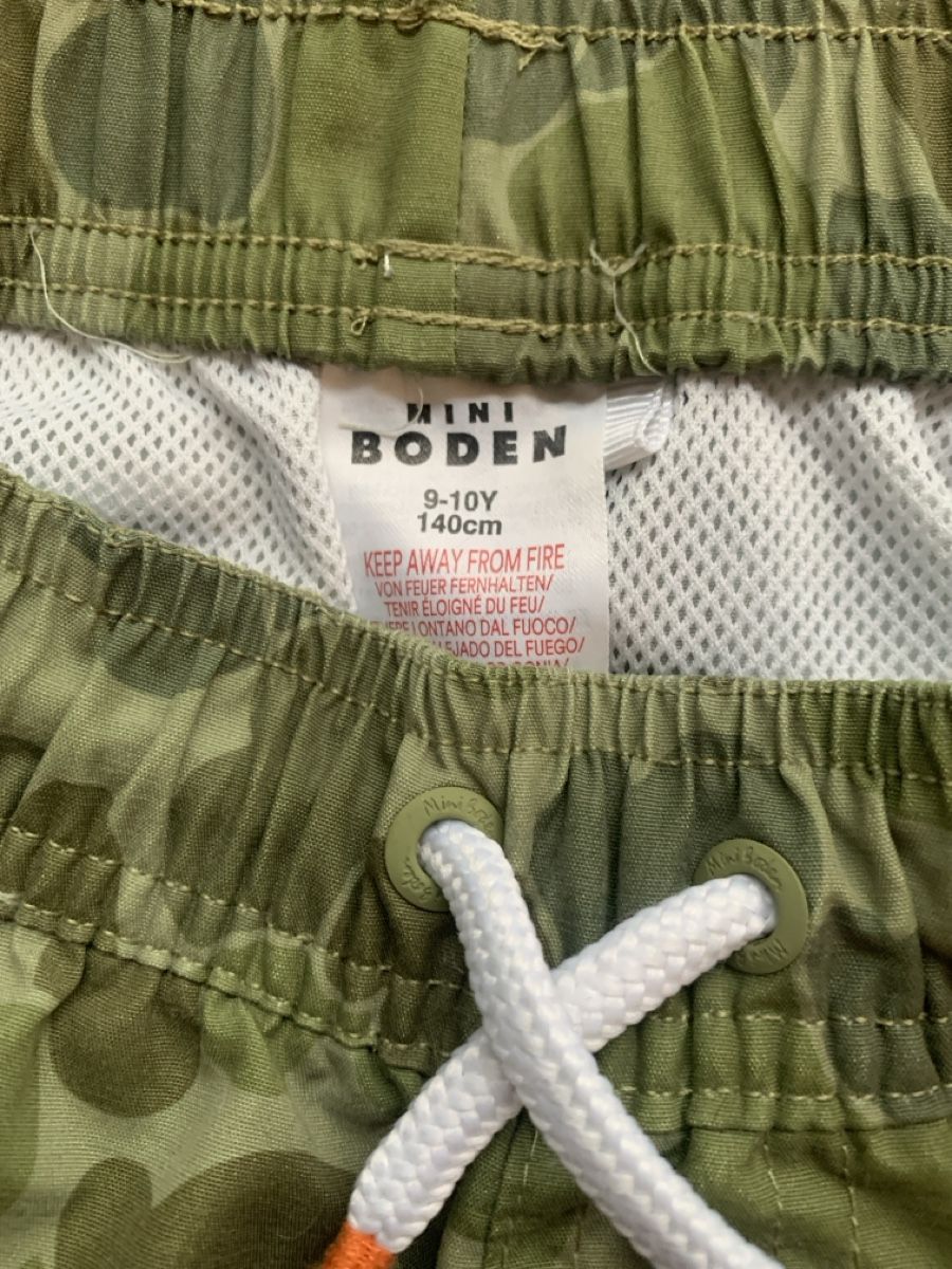 Mini Boden Badehosen: Boden swimming shorts age 9-10 – Gebraucht aus Le Grand Saconnex von Bramie 2