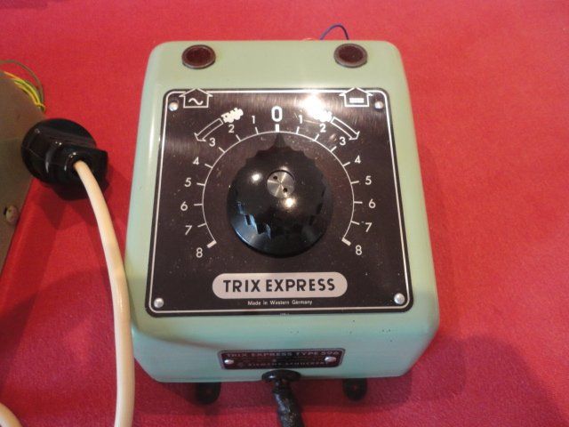 Trix Modellini di ferrovie: Trix Express 2 Trafo Gleichstrom Metall – Usato da Wittenwil venduto da trixmartin 1