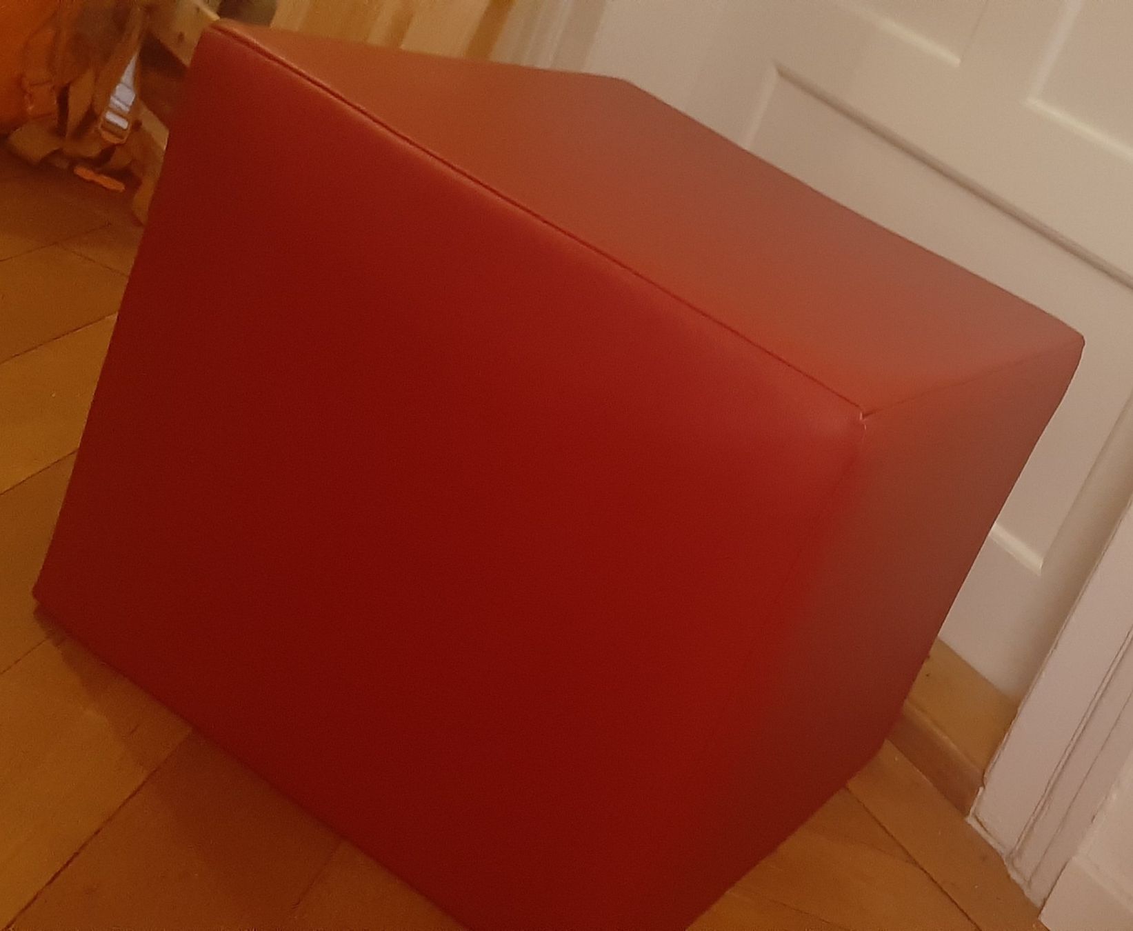 Tabourets: LEDER Hocker rot NEU – Neuf (Voir description) à Zürich par Venecia25 1