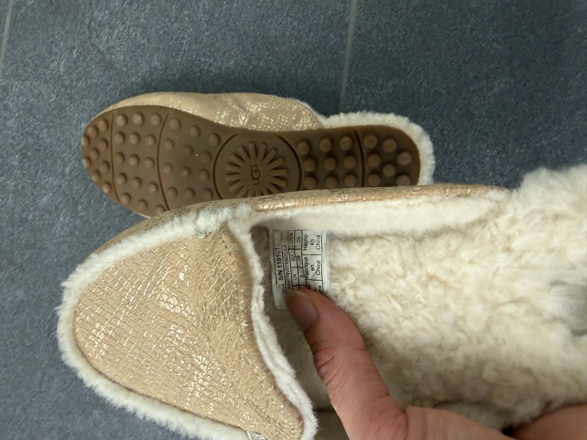 Chaussures femmes: Ugg Pantolette 38 – Neuf (Voir description) à Unterägeri par Iisziit01 1