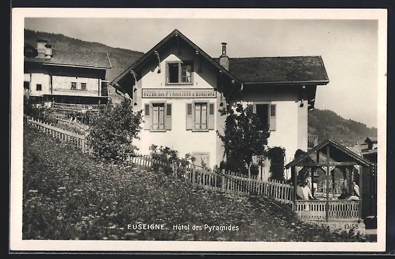 Cartoline postali: AK Euseigne, Hotel des Pyramides – Usato da Berlin venduto da bartko-reher