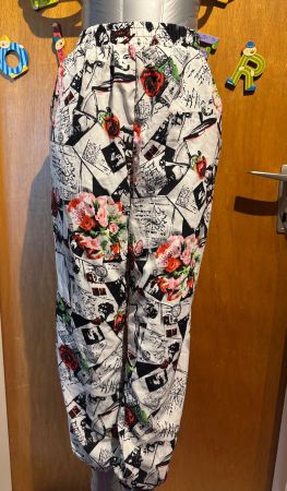 Damen Sommerhose mit Rosenmuster M