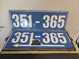 Seltene Hausnummern Schilder "351-365" 2 Stk blaue Emaille
