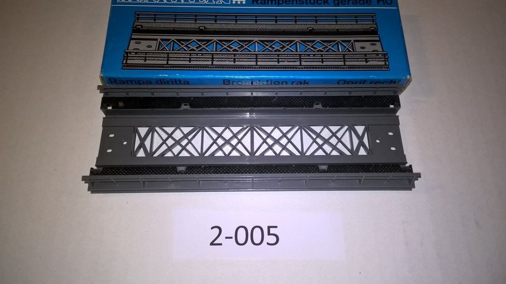 Märklin 7268 gerades Rampenstück (Gebraucht) in Niederwil AG für CHF 5. ...