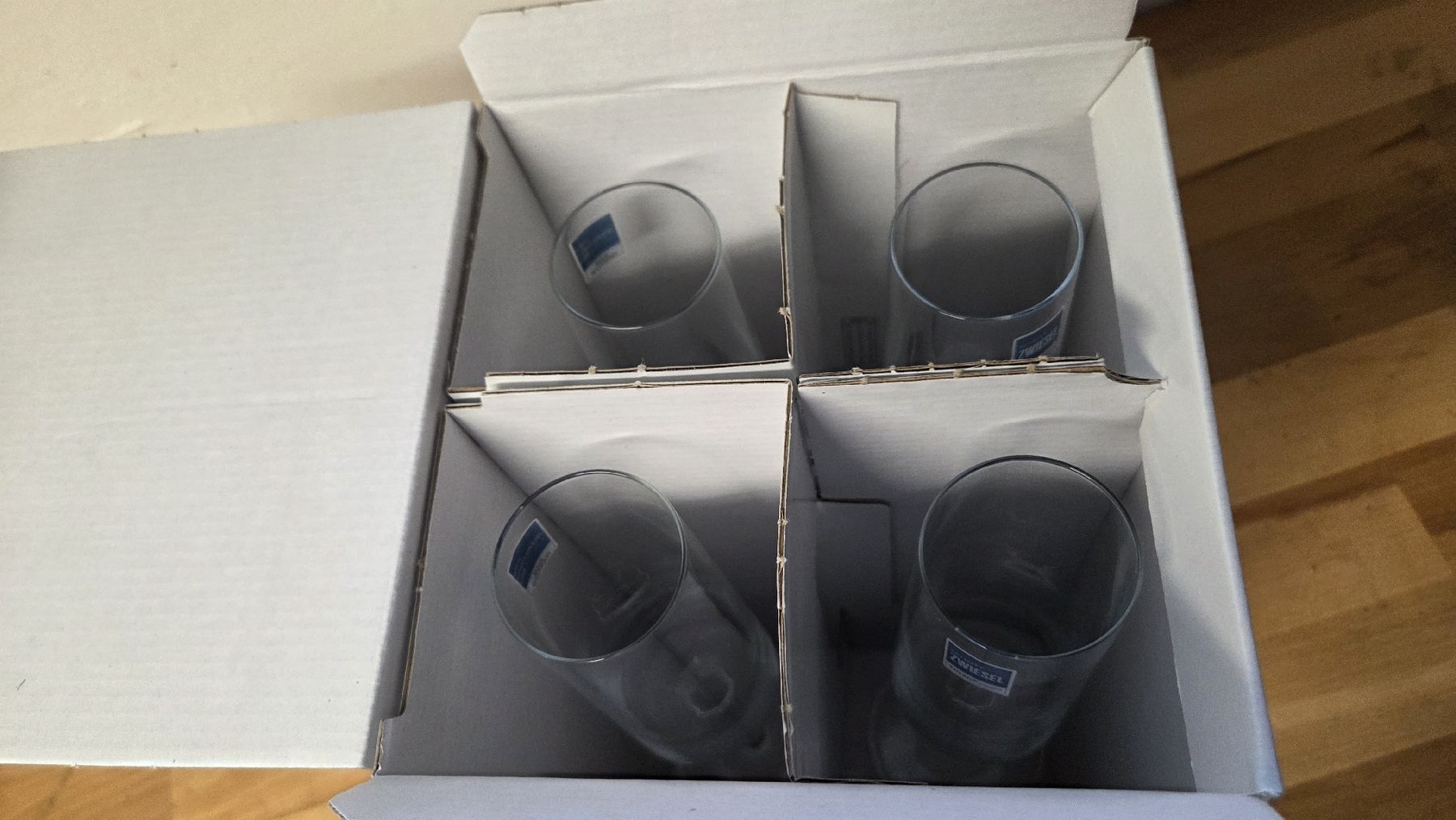 Zwiesel Bicchieri: Zwiesel Pure Sektglas 4er Set, neu – Nuovo (secondo la descrizione) da Safnern venduto da giselleb86 1