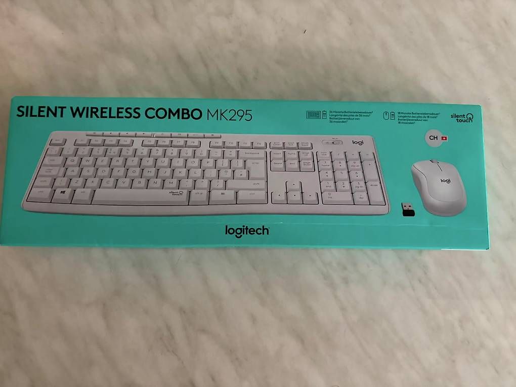 Claviers: HP Wireless Keyboard and Mouse 235  – D'occasion à Trübbach par nic_hgn9