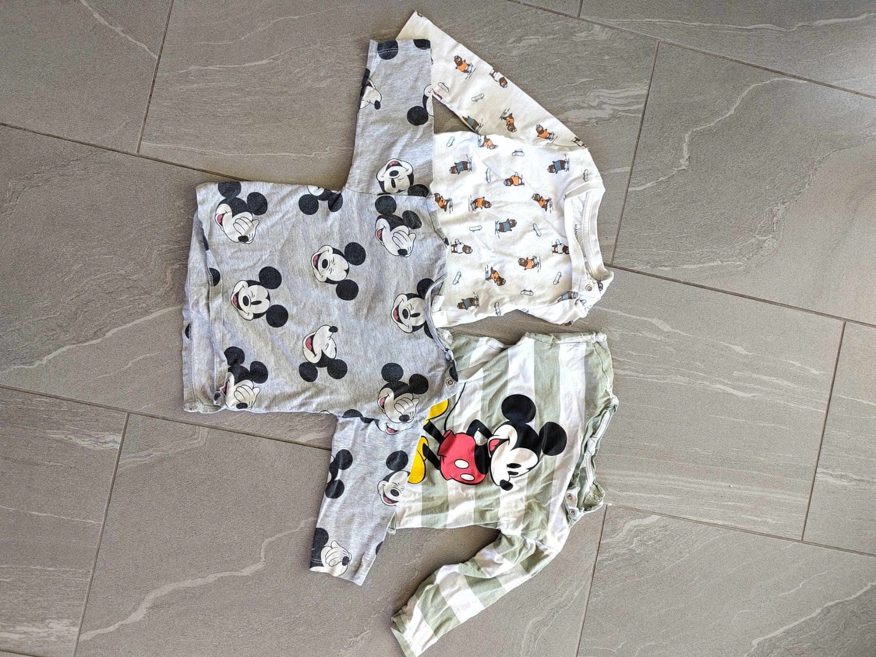 Lotti & Set di vestiti: Dünne Langarm Shirt Gr 80 – Usato da Reichenburg venduto da DerUhu