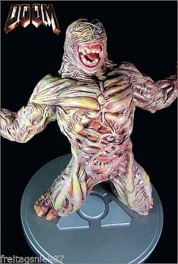 Statuette: DOOM Hellknight resin-statue 26cm ltd 1400 First 4 Figures – Usato da Oberentfelden venduto da FiguresAndGamesPlace