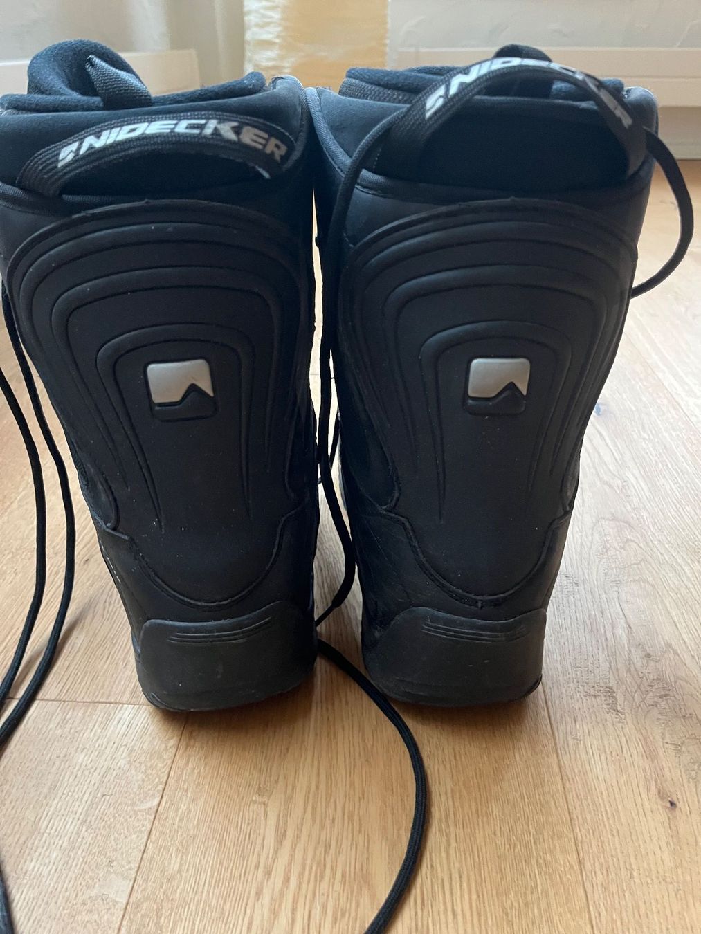 Nidecker Scarpe da uomo: Nidecker Softboots Grösse 43.5, selten gebraucht – Usato da Richterswil venduto da AdrianaF01 1