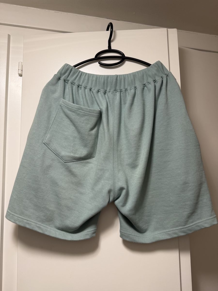 Pantaloni: Problemboy Demon Slayer shorts – Usato da Zürich venduto da ya66in 3