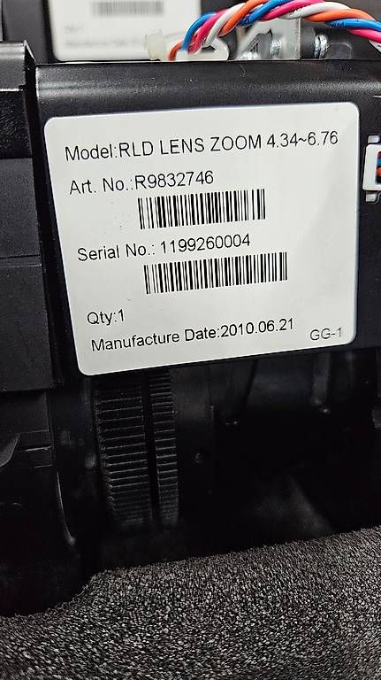 Proiettori: Barco RLM W-8 3 Chip DLP Projektor – Usato da Rüti ZH venduto da Philippek 6