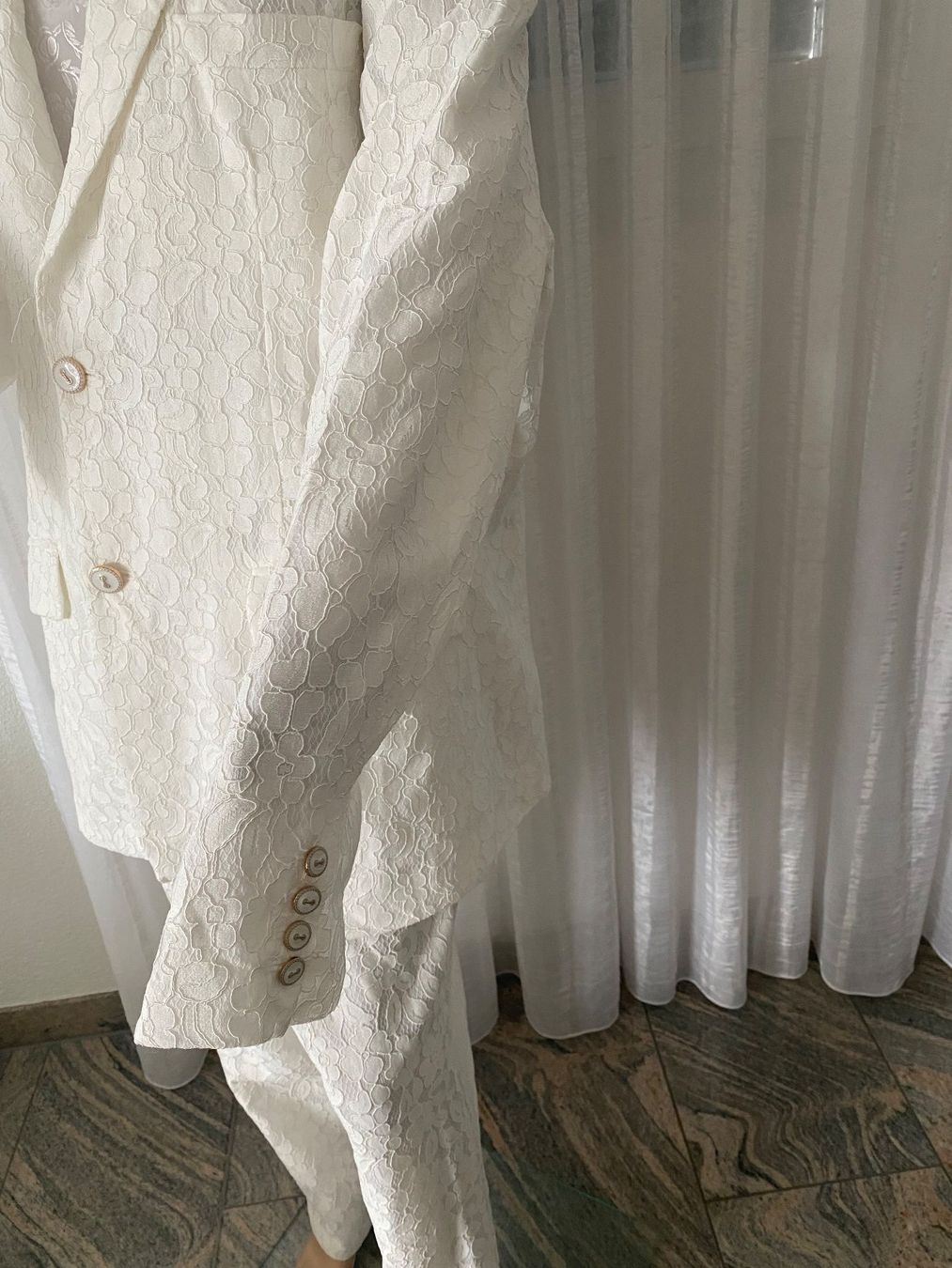 Completi: toller/einmaliger Anzug elegant & stylisch, L/XL – Nuovo e nell'imballaggio originale da Winkel venduto da ferrari2022 2