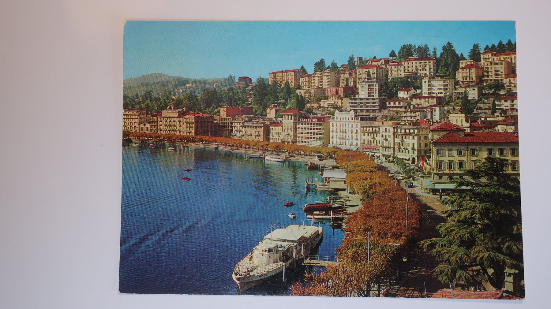 Cartes postales: Lugano Il Lungolago – D'occasion à Cormoret par Pascalll2001 1