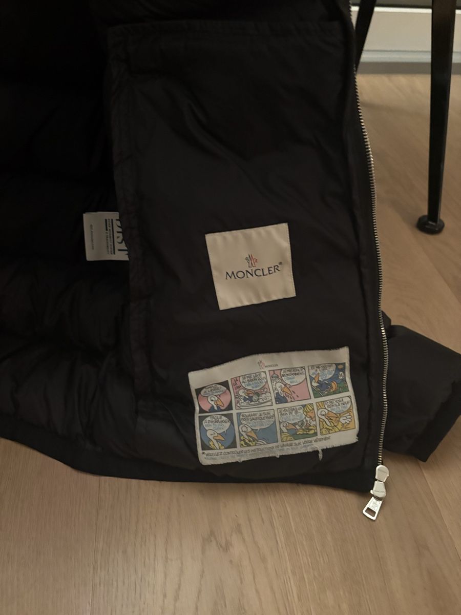 Moncler Vestes: Moncler Clamart Schwarz Gr. 3 – D'occasion à Zürich par dimidiatus 1
