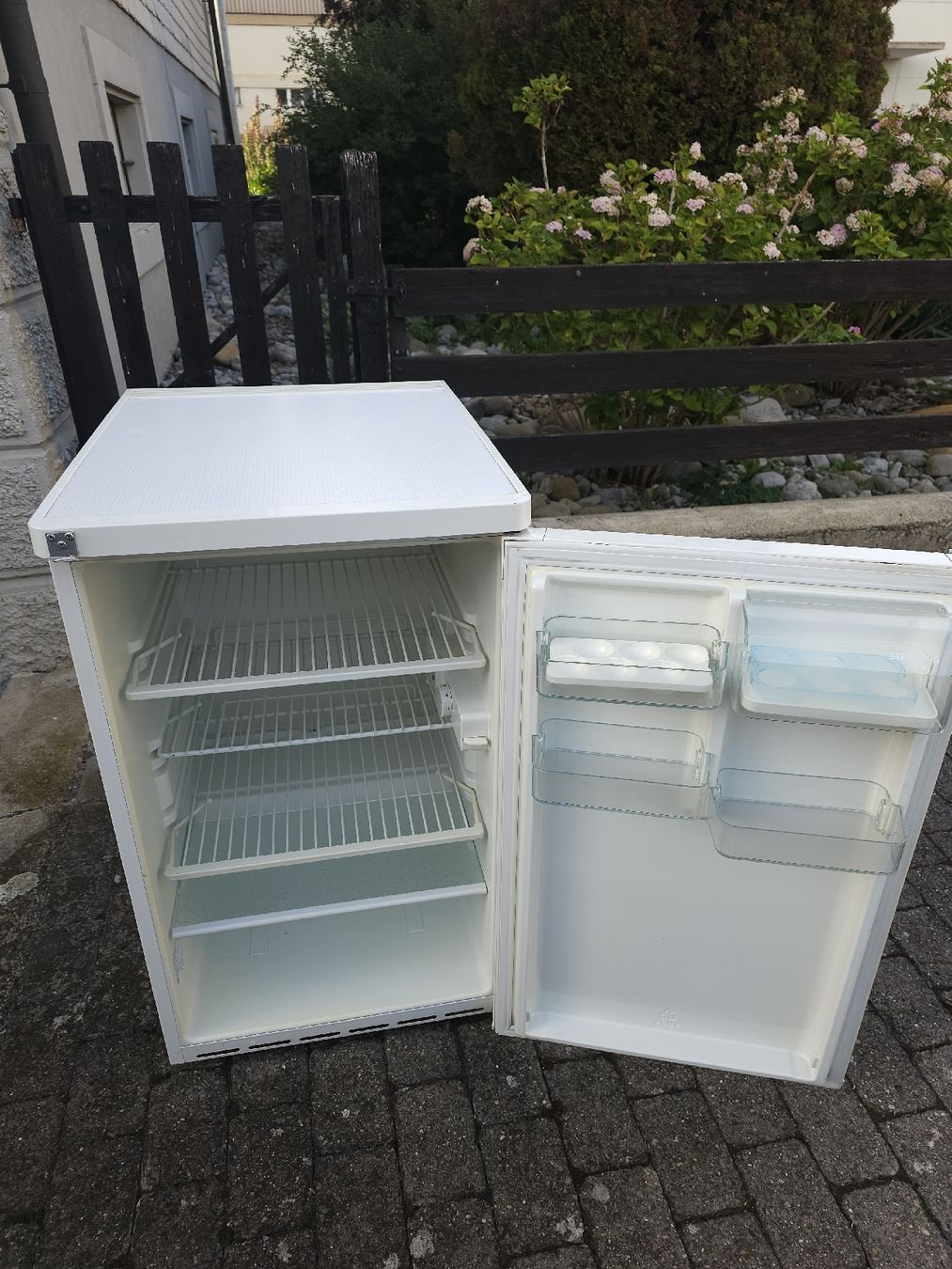 Kühlschrank: Kühlschrank – Gebraucht aus Wauwil von bos_p6d2 1