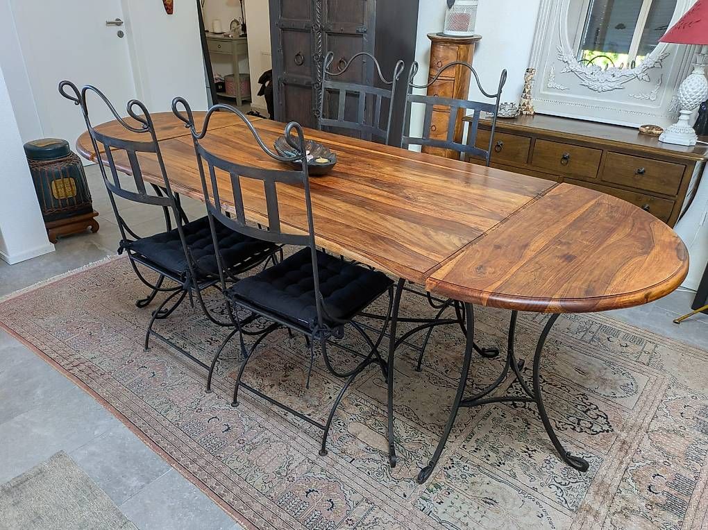 Tables: Grande table en palissandre avec rallonge – D'occasion à Corcelles-le-Jorat par jmirand