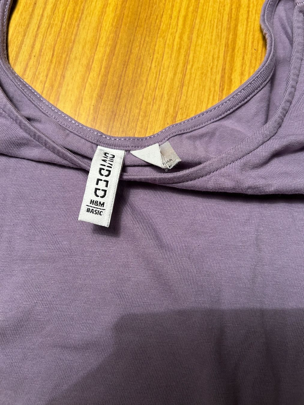 H&M T-shirt: Shirt H&M Divided Mode Damen – Usato da Steffisburg venduto da smocky17 1