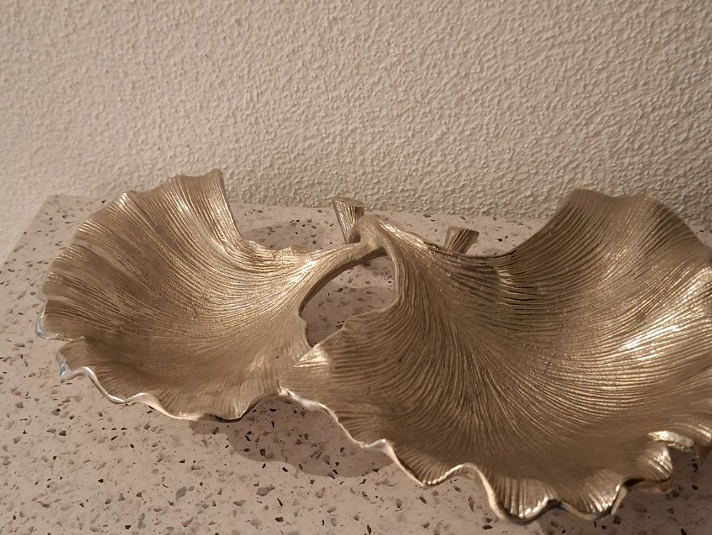 Schalen: Blatt Schale, silber – Neu (gemäss Beschreibung) aus Buchs ZH von S.Sandeman 1
