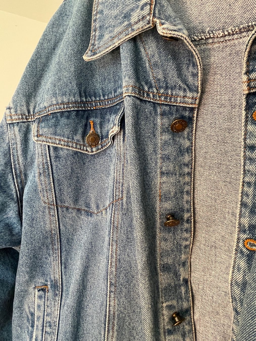 Jacken: Jeansjacke 80er oversized – Gebraucht aus Weiningen ZH von Lepsli 2