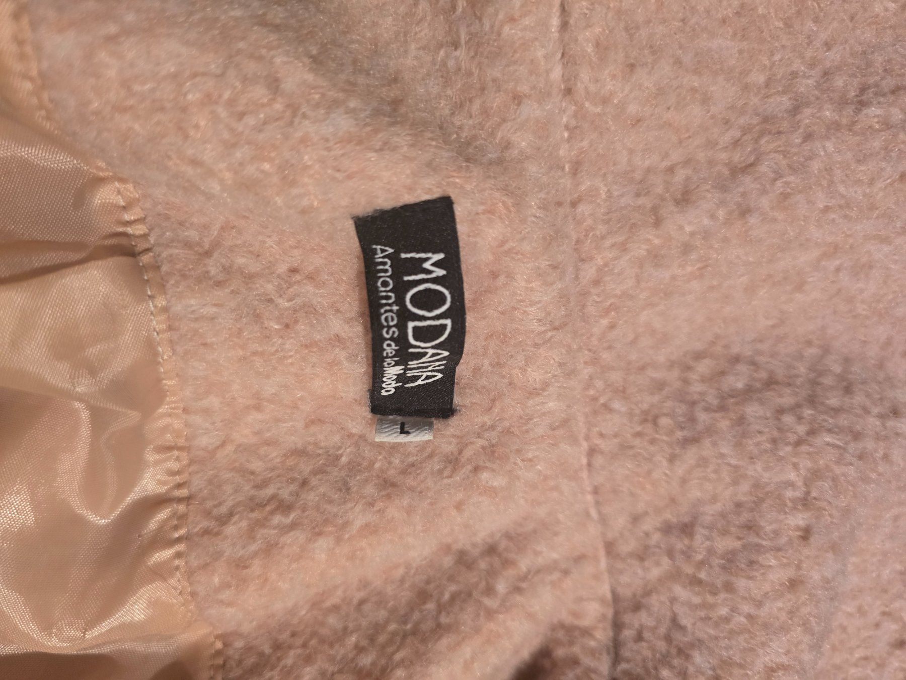 Cappotti: Modana coat beige soft texture size M used condition – Usato da Lausanne venduto da b_r_6z5f 2