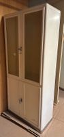 Alter Metall-Medizinal-Vitrinenschrank ...