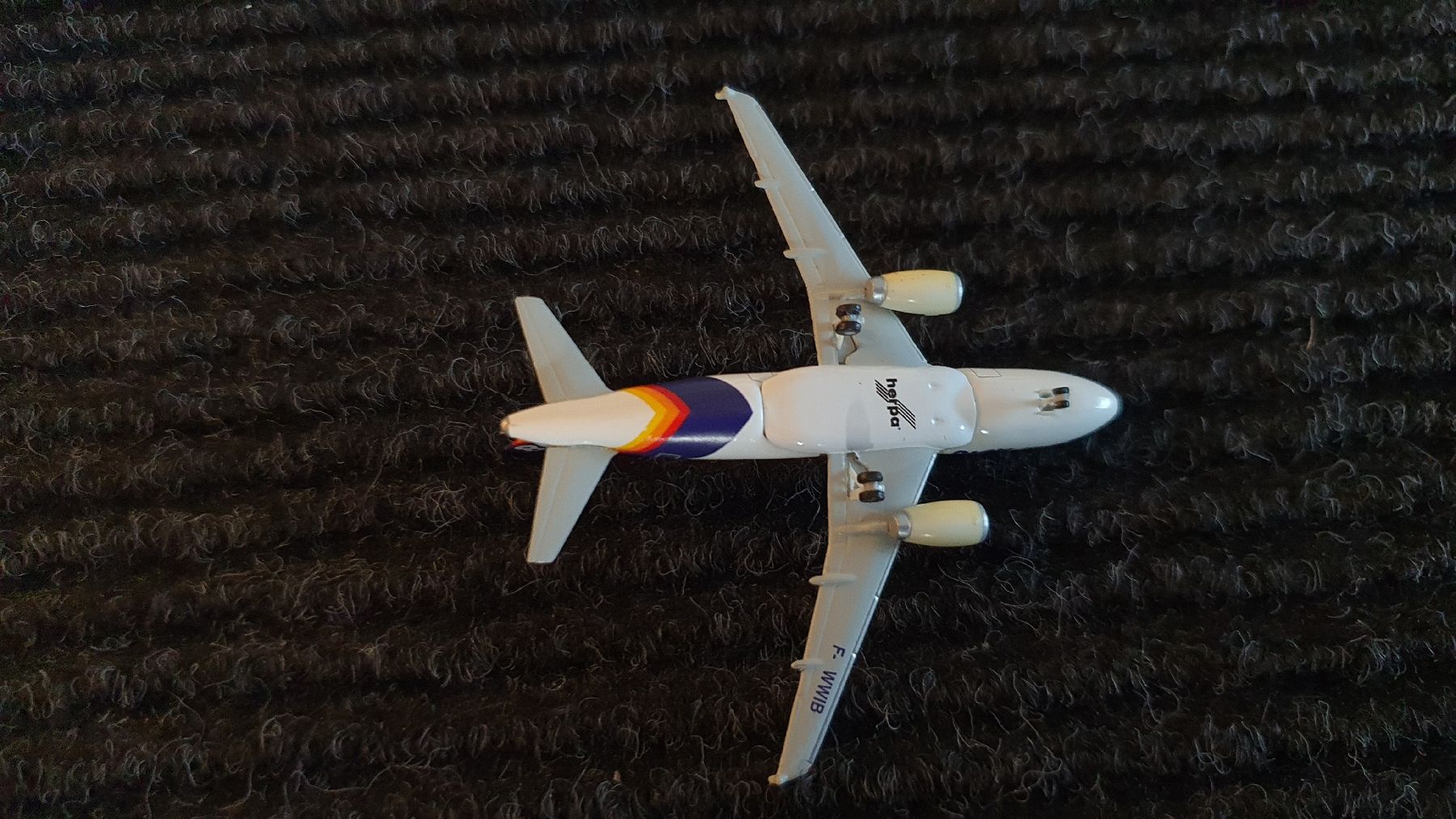 Herpa Kit di modellismo & Modellini statici: HERPA AIRBUS A318 1/500 – Usato da Männedorf venduto da Modellbau-wyss 4