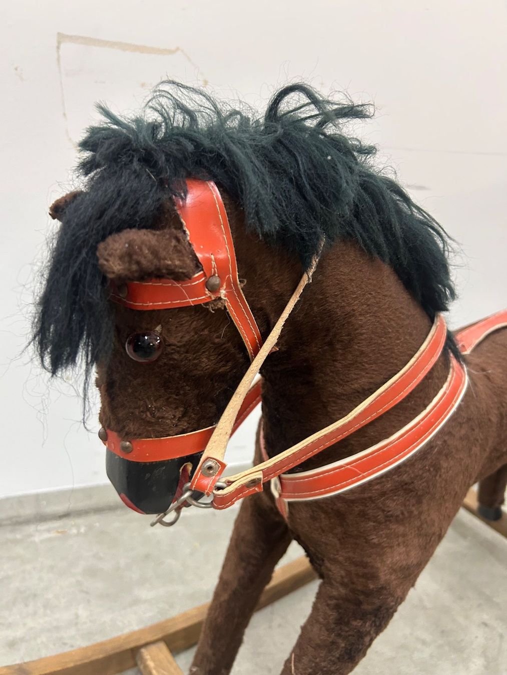 Giocattoli: Schaukelpferd mit Plüschbezung ca. um 1940 – Usato da Zürich venduto da Levelart 6