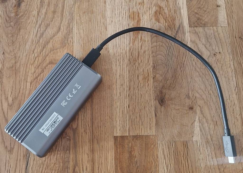 Unità & Adattatore: USB4 / Thunderbolt 3/4 10 Gigabit Ethernet Adapter  – Nuovo e nell'imballaggio originale da Nürensdorf venduto da eli_7h8h