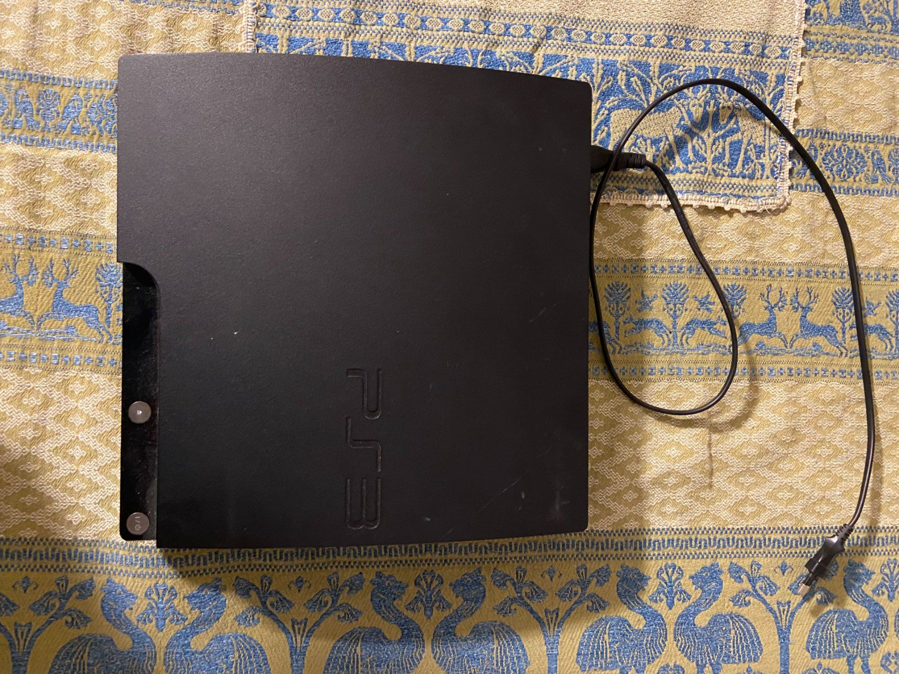 Sony Konsolen: PS3 model CECH-2004B – Gebraucht aus Bellinzona von SuisseElectronics
