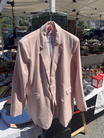 Veste femme CLAUDIE PIERLOT rose T38 jamais porté