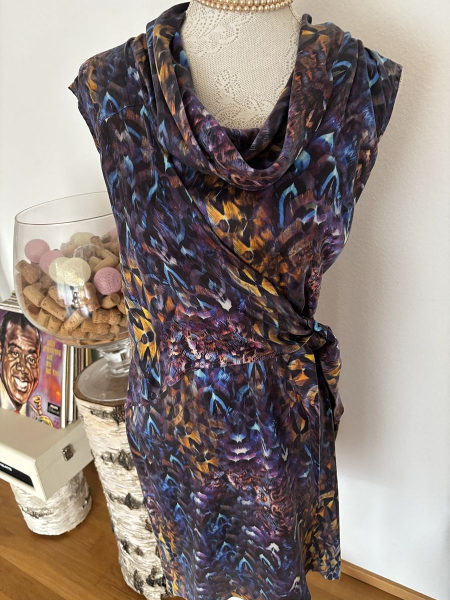 Vestiti: Kleid Seide Gr. 38 – Usato da Winterthur venduto da san_wd8j