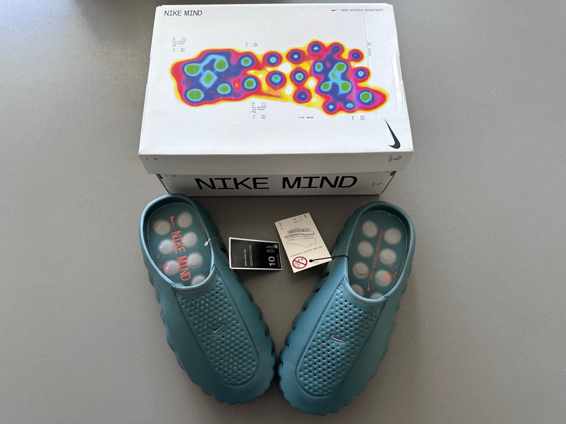 Scarpe da uomo: NIKE MIND 001 - MINERAL SLATE – Nuovo (secondo la descrizione) da Zürich venduto da Eber0