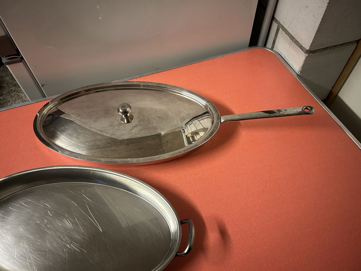 Padelle: Spring Silinox Bräter Oval, Pfanne - Swiss Made! – Usato da Lanzenhäusern venduto da vic63 1