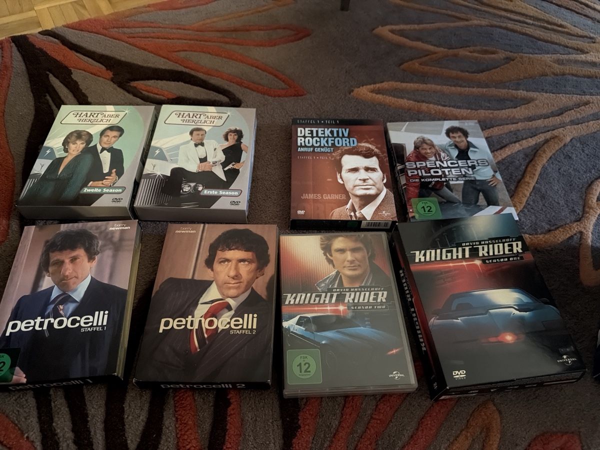 Tutti i DVDs: Diverse Staffel dvd deutsch  – Usato da Stäfa venduto da reto3gobeli