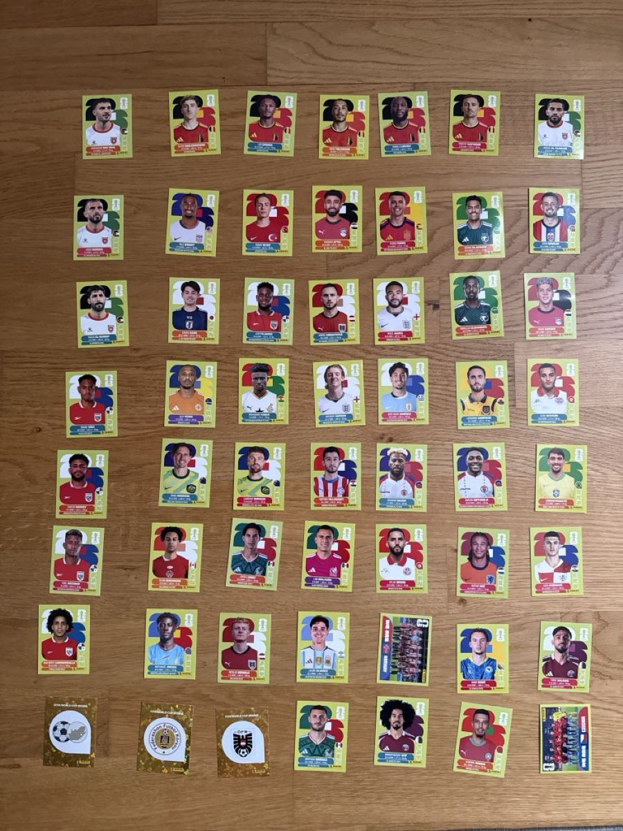 Panini Carte collezionabili: 56 Panini Sticker (3 Gold) – Nuovo (secondo la descrizione) da Wallisellen venduto da MoPo00