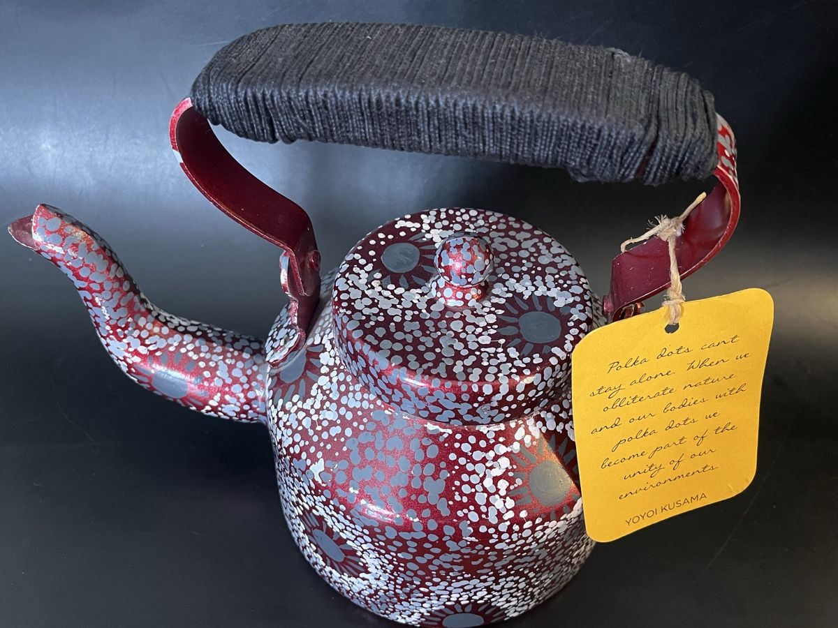 Dipinti: YOYOI KUSAMA "teapot" – Usato da Wiesenberg venduto da swissantik 2