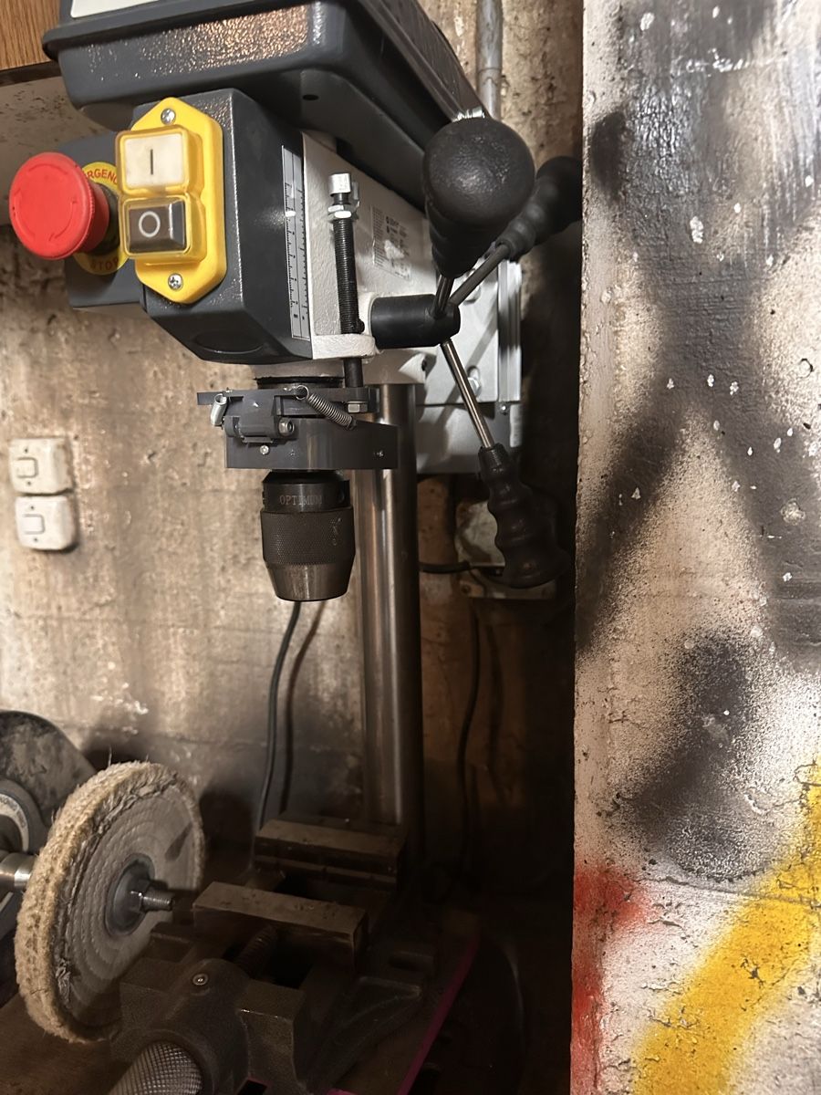 Trapani: Occasion: OPTIdrill B14basic Ständerbohrmaschine von OPTIMUM – Usato da Linden venduto da jan_f7sq 1