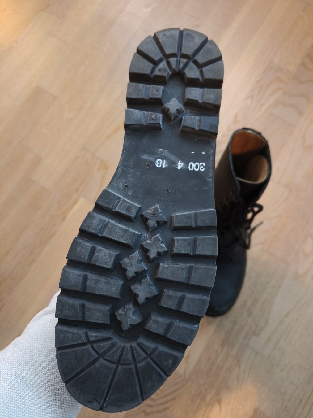 Scarpe da uomo: Stiefel, Schwarz, Leder, Schweizer Armee – Nuovo (secondo la descrizione) da Bern venduto da wefound 2