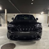 Jeep Grand Cherokee SRT8 - Kraftpaket auf 4 Rädern!