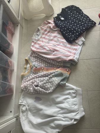 lot auf 4 Pullis/Strickjacken XS/S, Damen! 