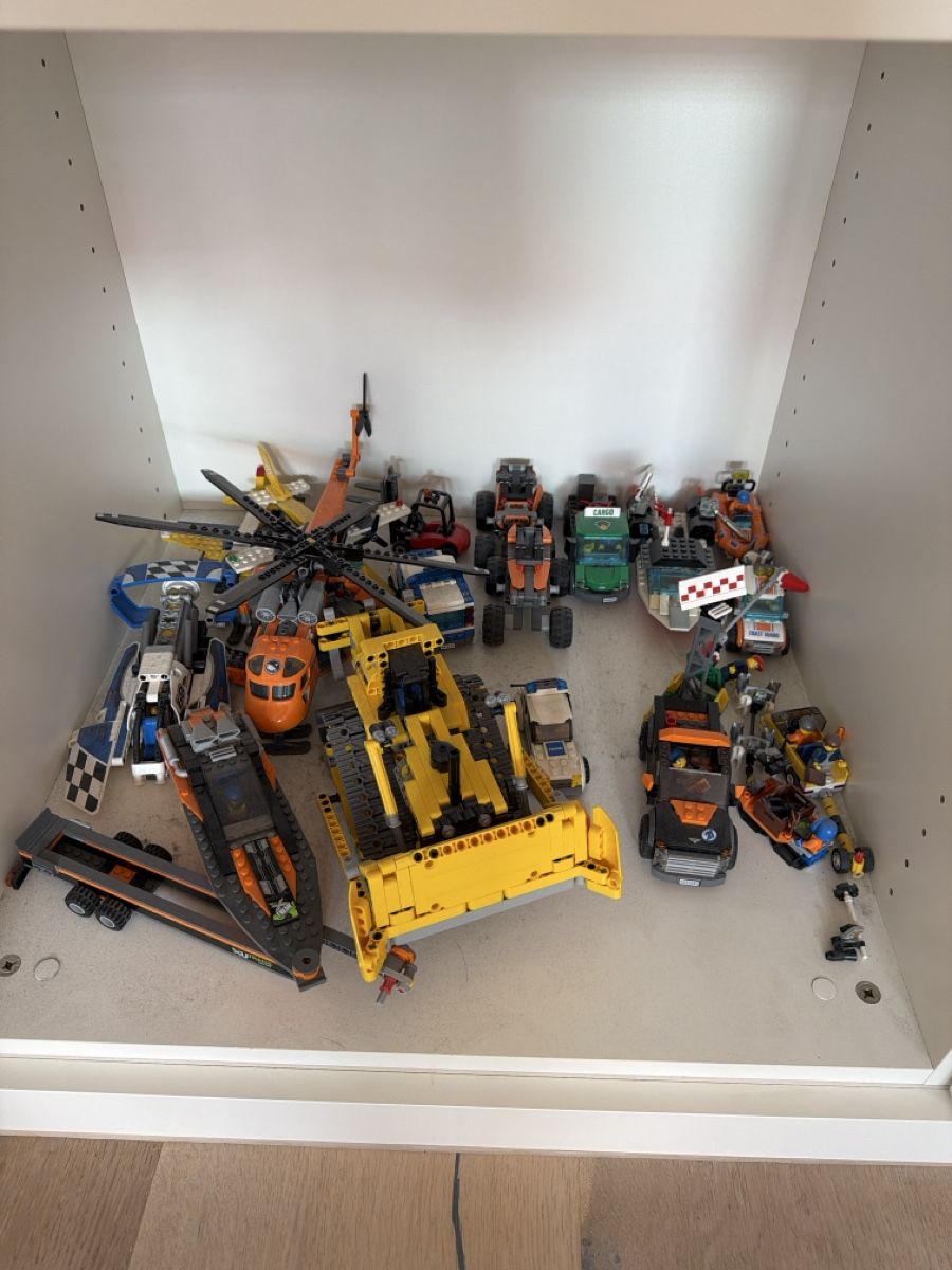 Giocattoli: Sehr grosse Lego Sammlung mit vielen Sets – Usato da Zumikon venduto da gia_r2z5
