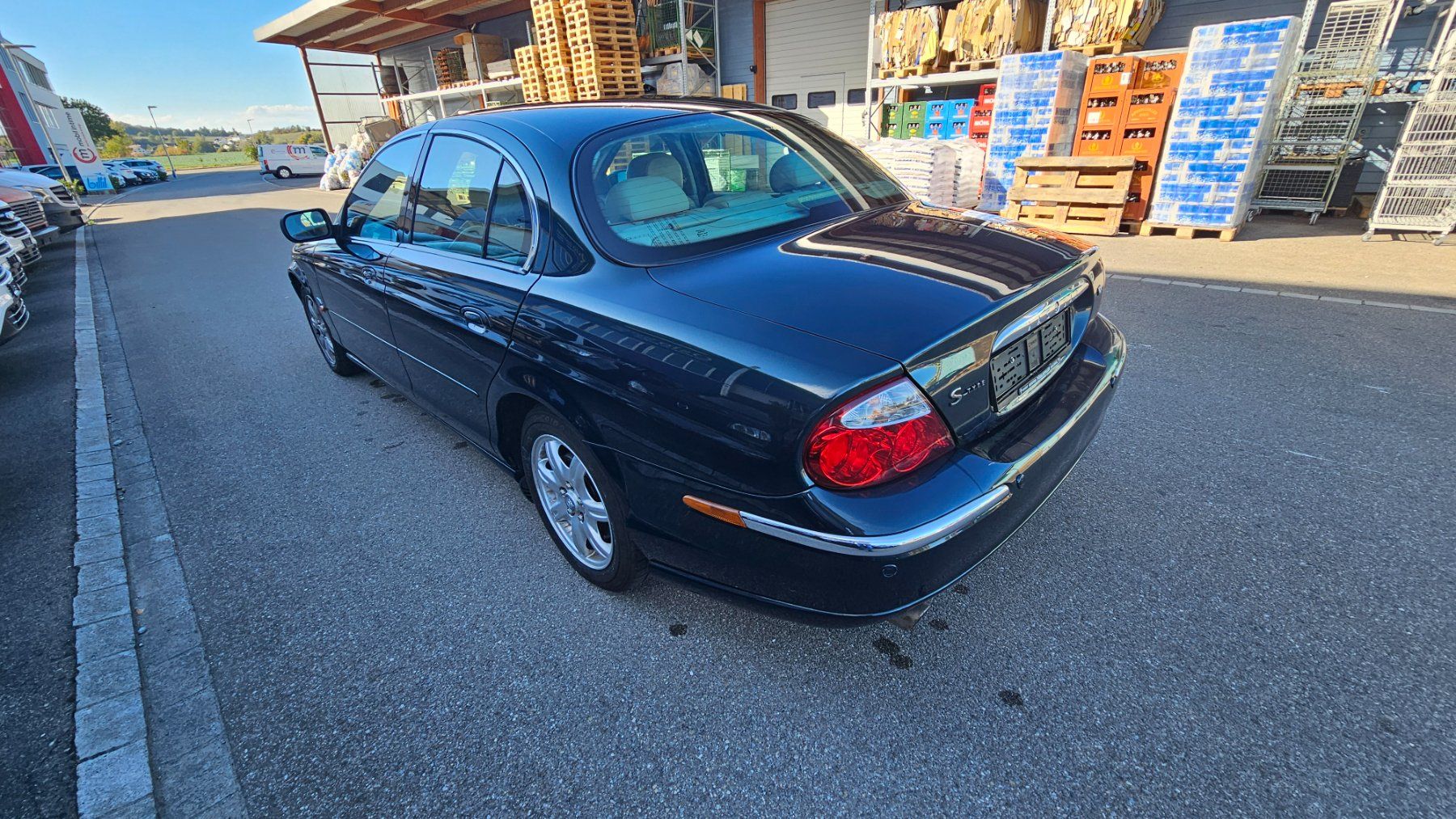 Jaguar Autos: Jaguar S-Type 4.0L V8 – D'occasion à Diessenhofen par Osio 4
