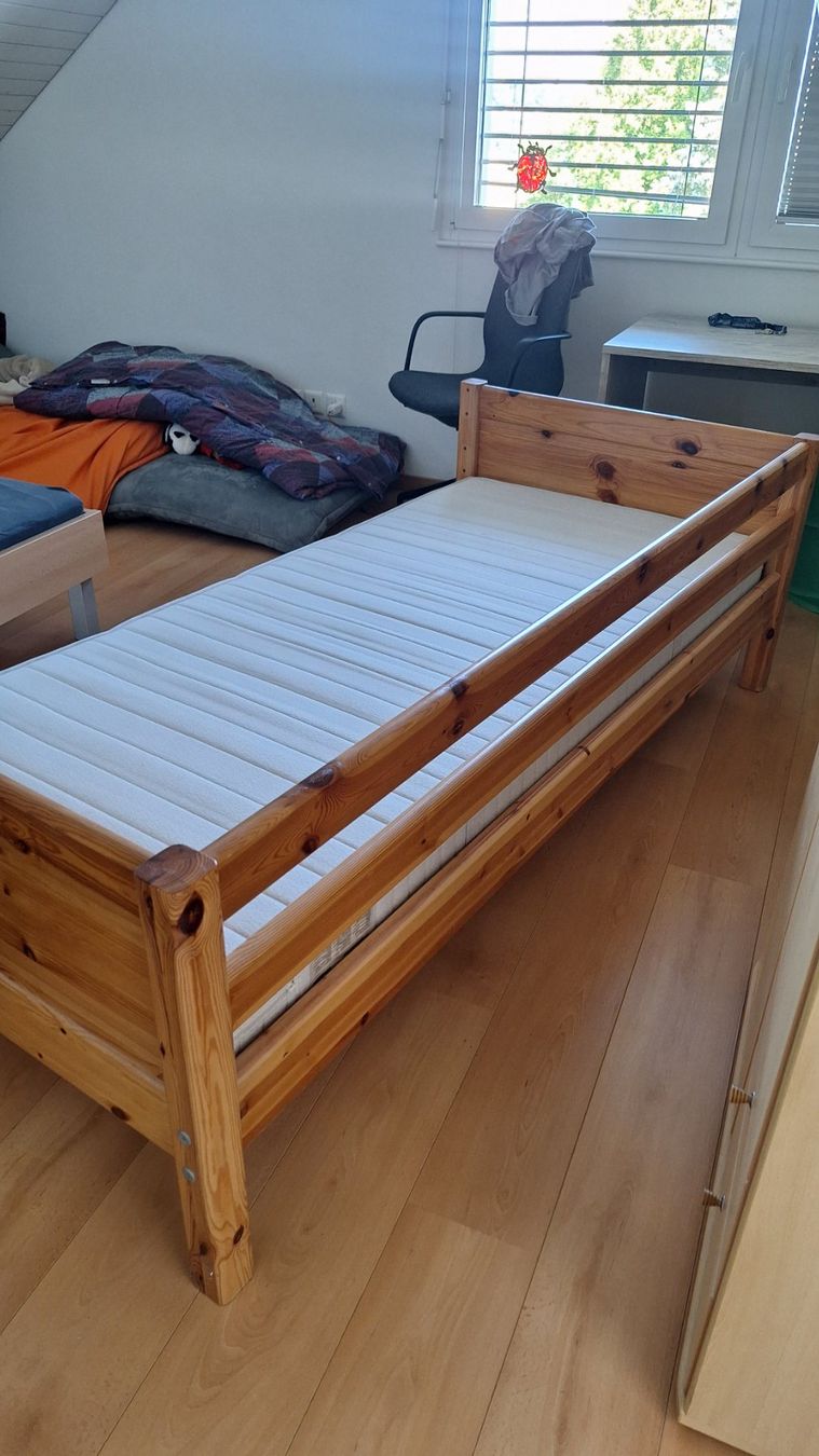 Flexa Letti: Flexa Classic Einzelbett/Kinderbett inkl.Matratze – Usato da Ebmatingen venduto da jaba03 2