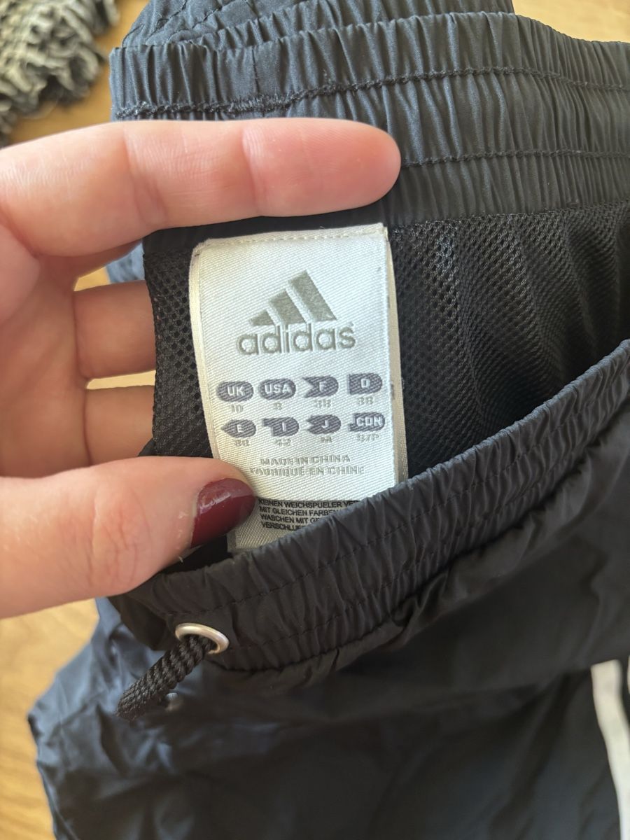 Adidas Lots de vêtements: Adidas Trainingsanzug Set – D'occasion à Männedorf par giu_wm6d 5