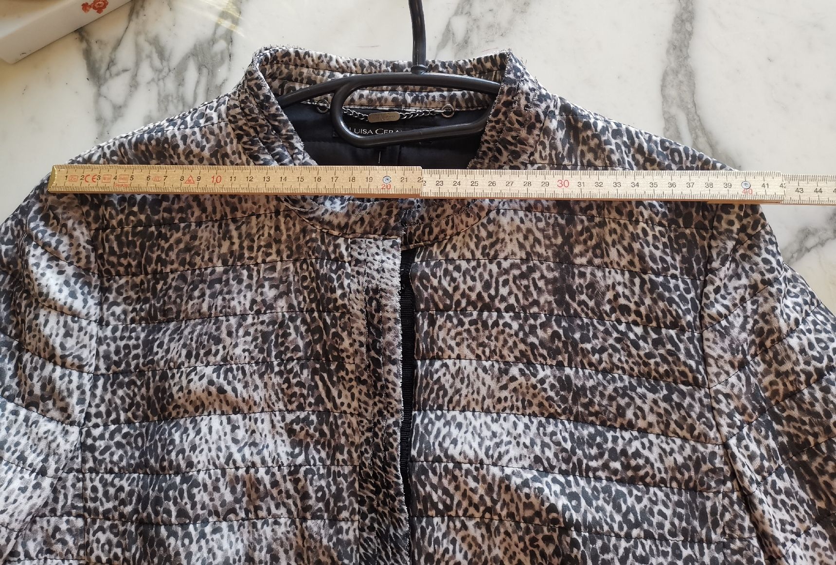 Luisa Cerano Jacken: Seiden Jacke Luisa Cerano, Leoprint – Gebraucht aus Uerikon von pink_flamingo 4