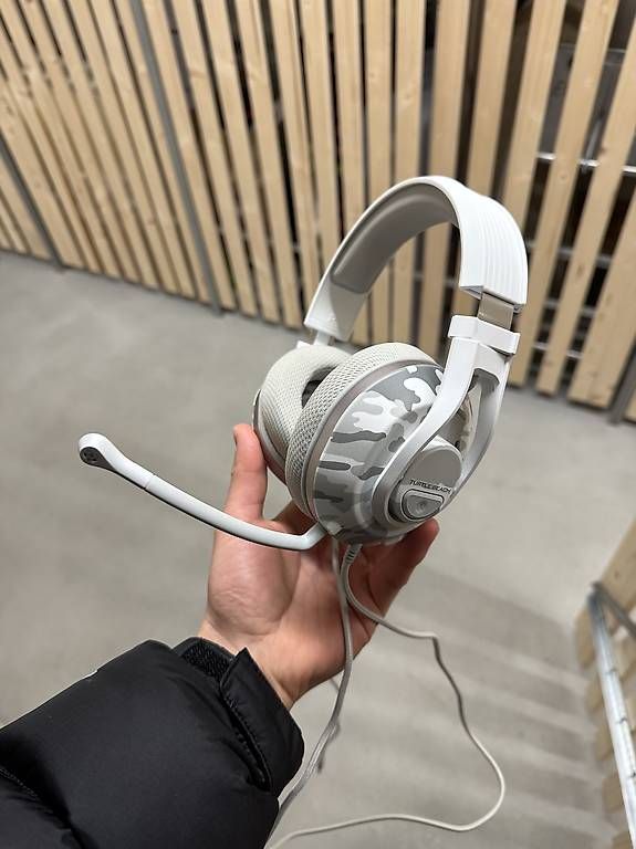 Kopfhörer: Headset – Gebraucht aus Affoltern am Albis von MarkoCCN