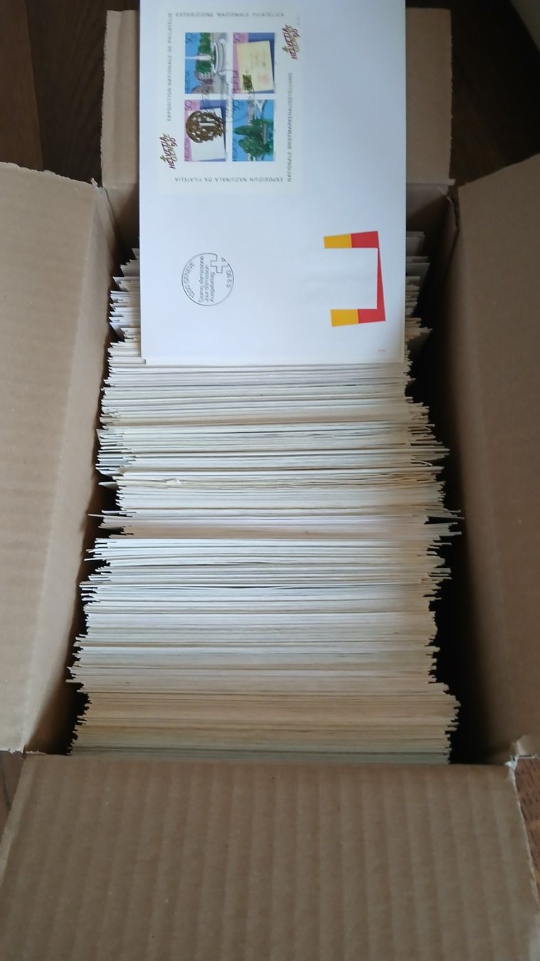 Alle Briefmarken: 0Ca.500 Stück Schweizer Ersttagbriefe – Gebraucht aus Naefels von kas_56k2 2