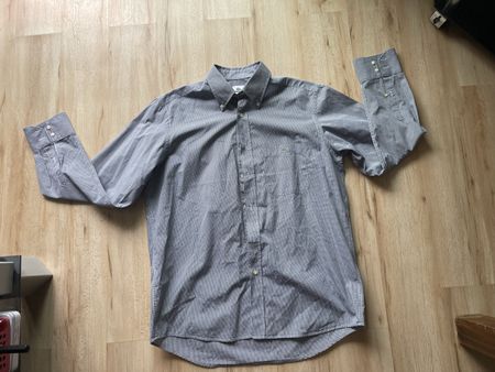 Chemise Lacoste à petits carreaux 43  neuf lisez mesures
