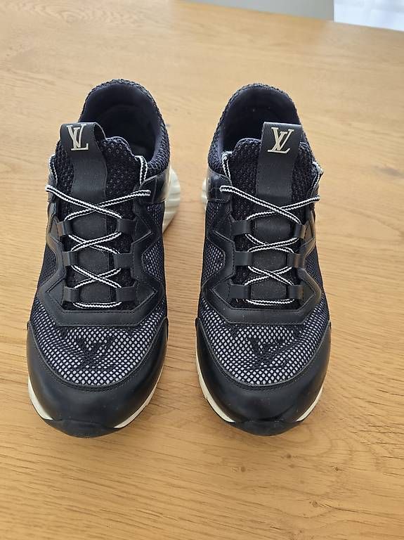 Scarpe da uomo: Original Louis Vuitton Sneakers – Usato da Sissach venduto da NS_CH