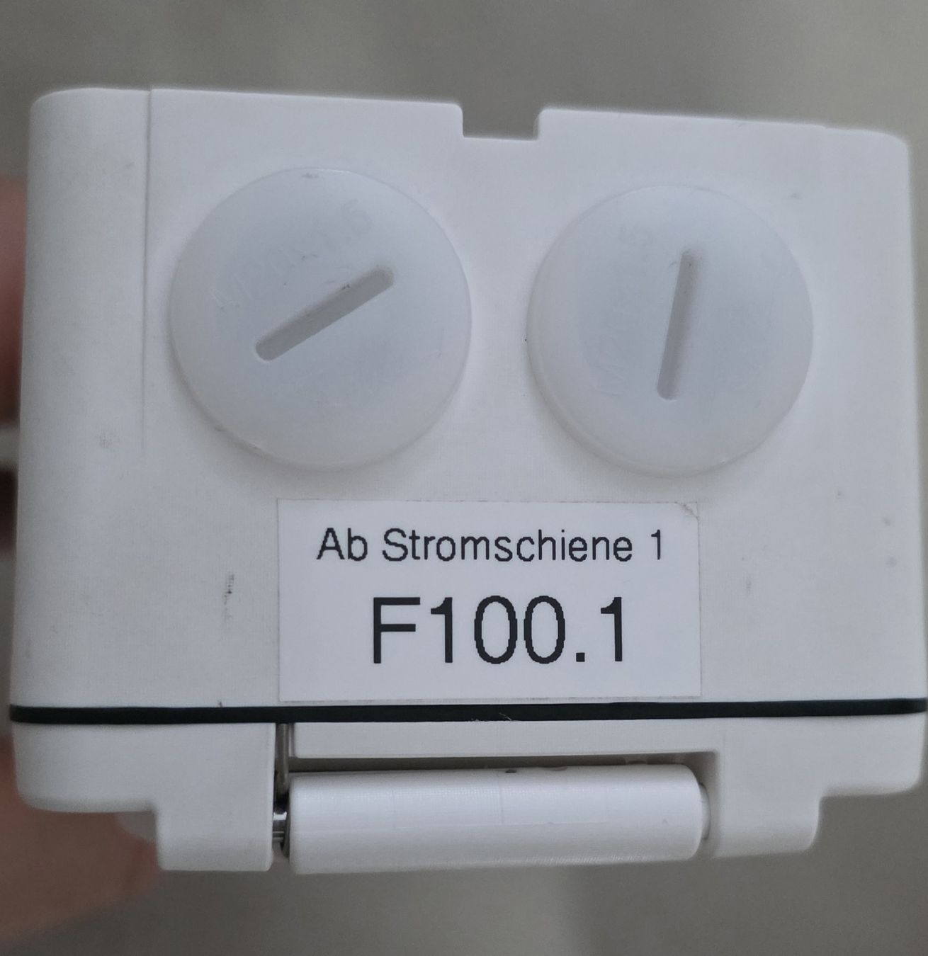 Feller Spine: Feller Steckdose kombination - 6 x möglichkeiten – Nuovo (secondo la descrizione) da Niederuzwil venduto da 262305 5